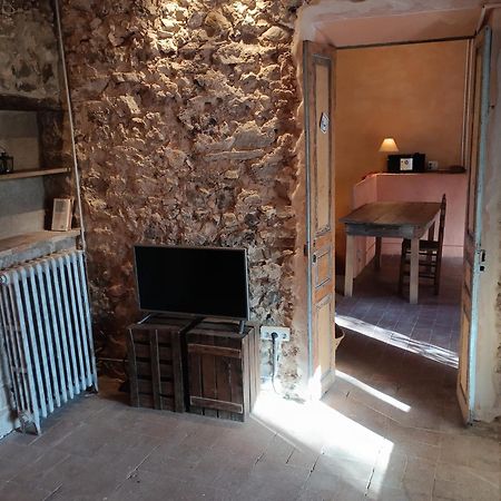 Ca La Iaia Veva Appartement Sant Joan les Fonts Buitenkant foto