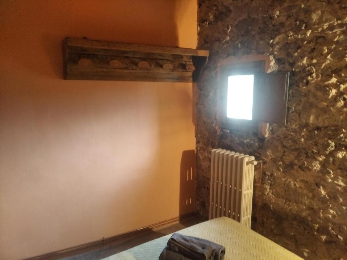 Ca La Iaia Veva Appartement Sant Joan les Fonts Buitenkant foto