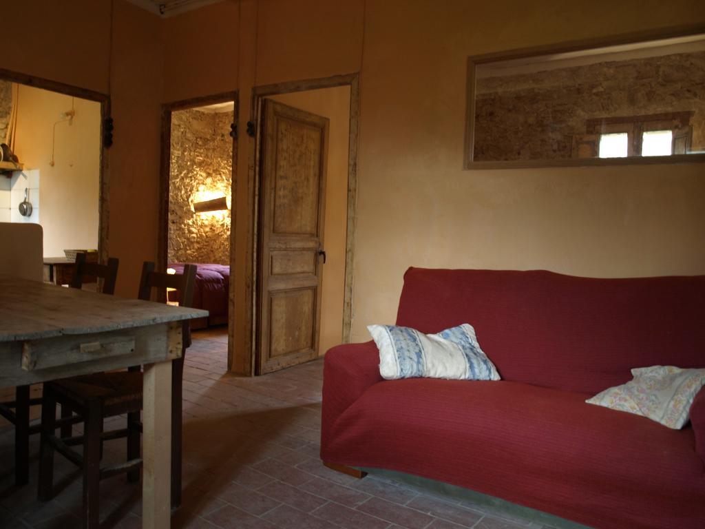Ca La Iaia Veva Appartement Sant Joan les Fonts Buitenkant foto